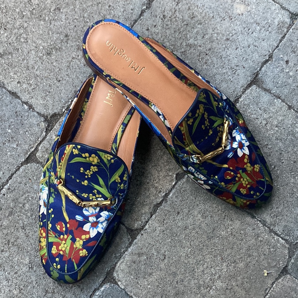 J MCLAUGHLIN floral horse bit slip-on loafers size 7